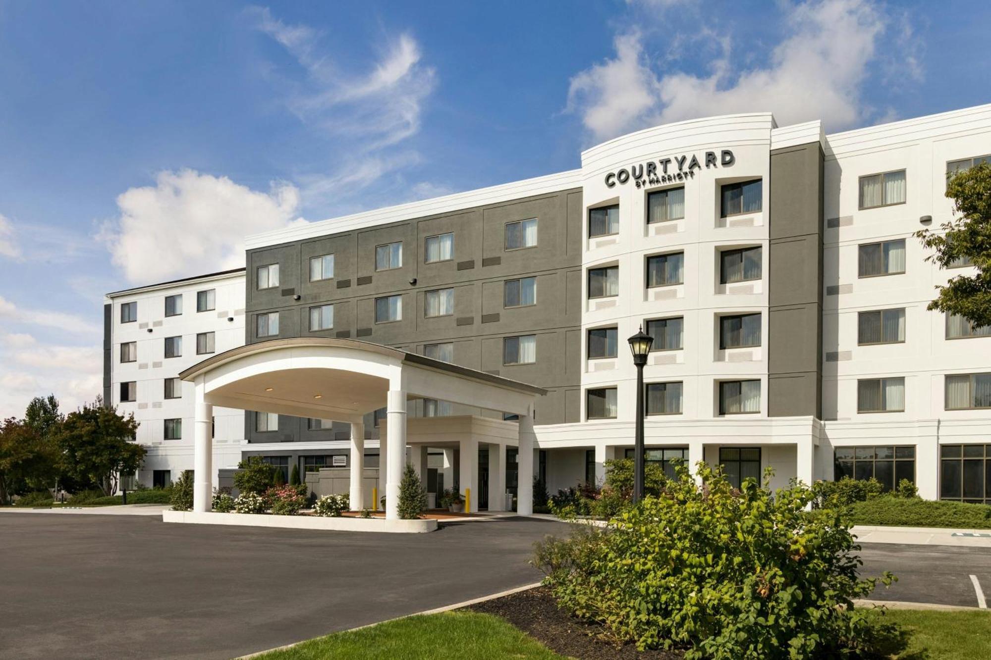 Hotel Courtyard Lancaster Fertility Zewnętrze zdjęcie